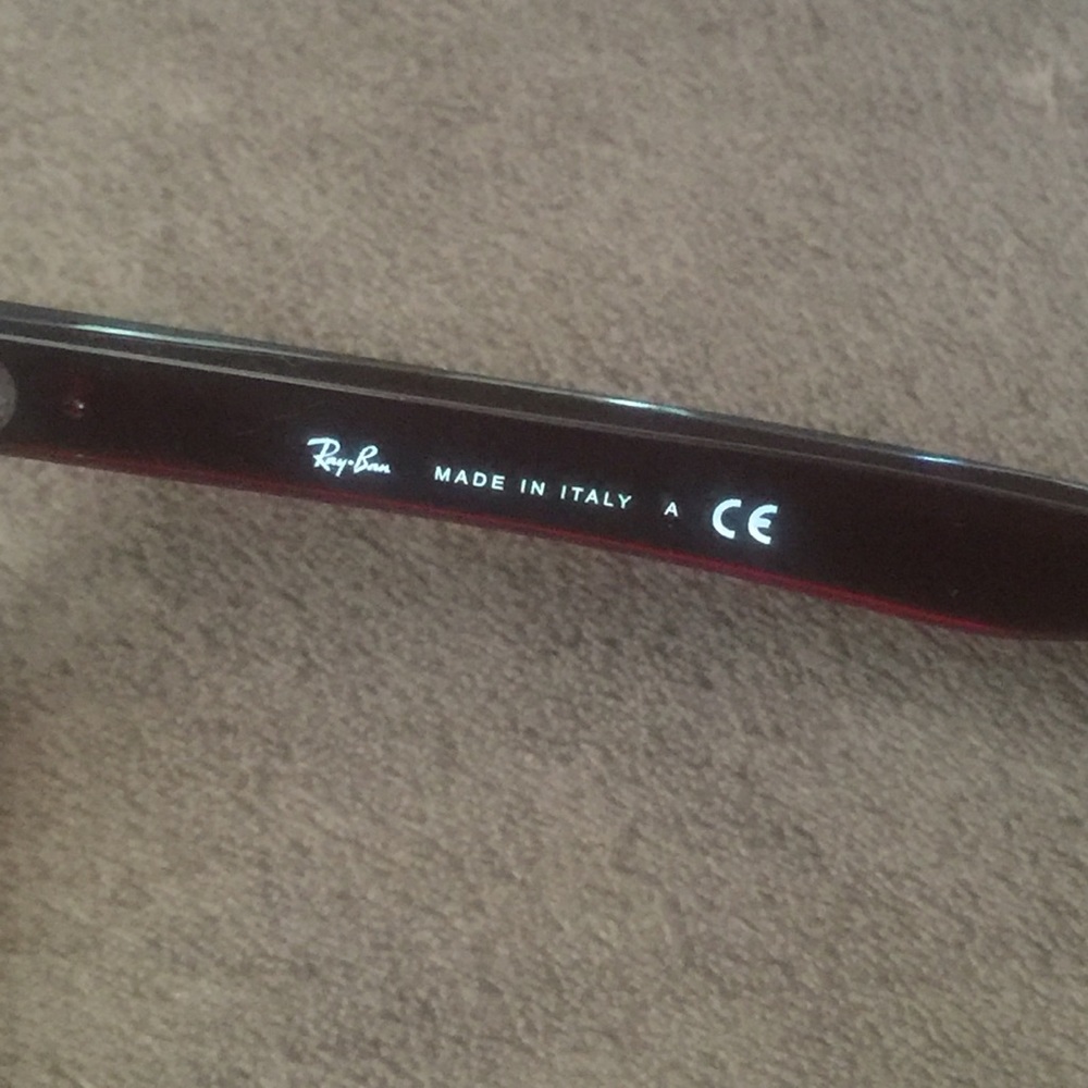 Ray-Ban Sunglasses RB4147 - Picture 4 of 6